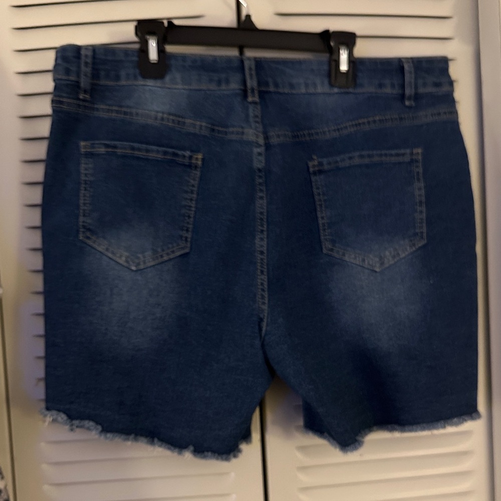 Distressed Denim Shorts - Picture 10 of 10